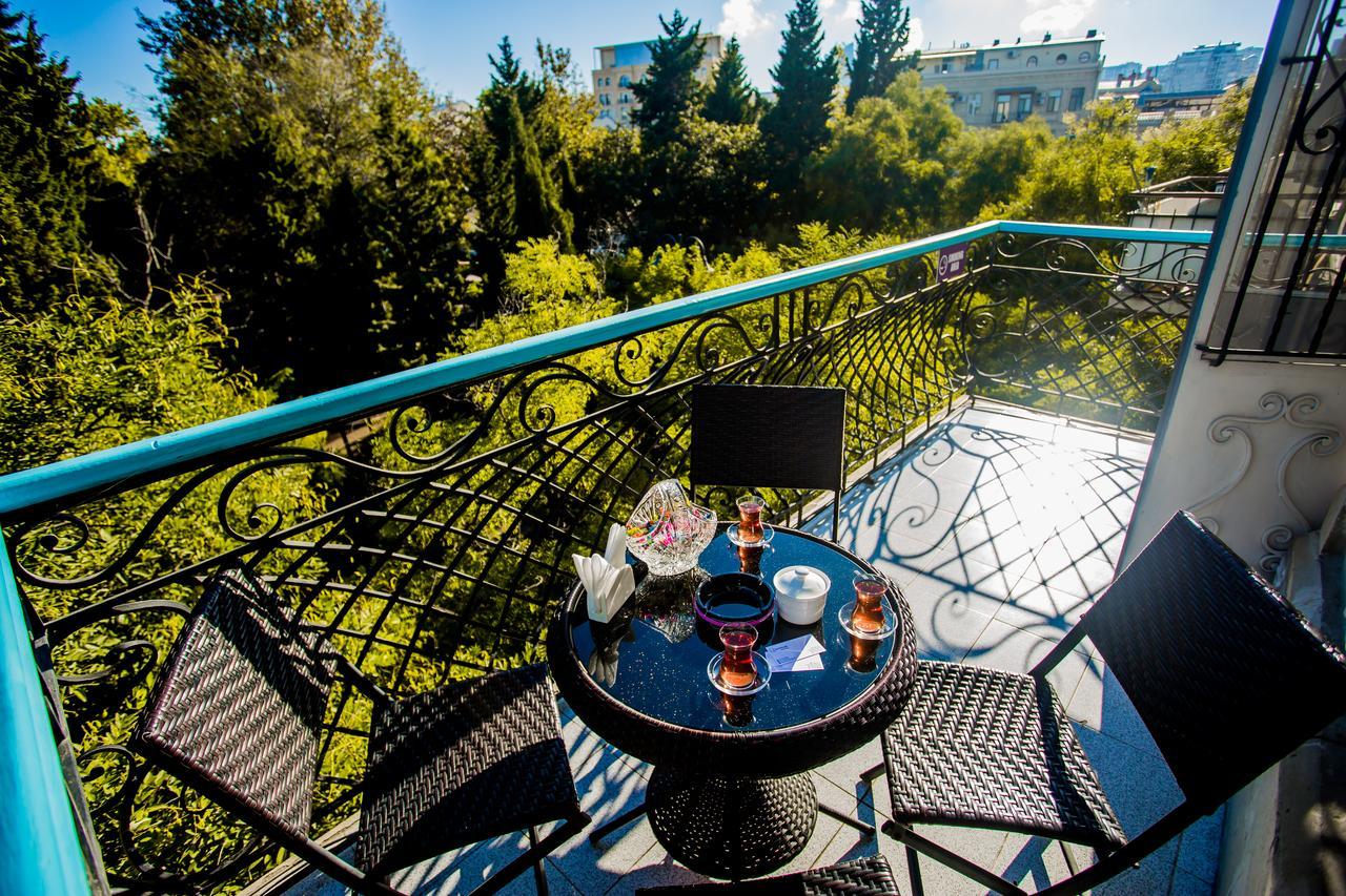 Centrum Hotel&Hostel Баку Экстерьер фото