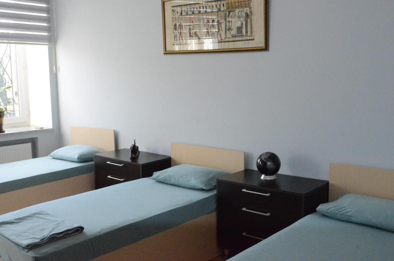Centrum Hotel&Hostel Баку Экстерьер фото